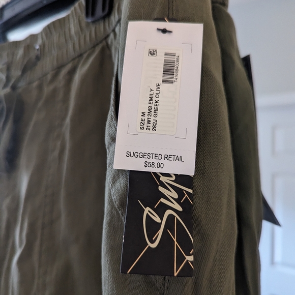 Joggers - Picture 3 of 4